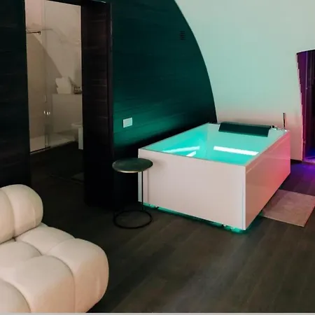 Nicolaus Wellness Experience בית נופש